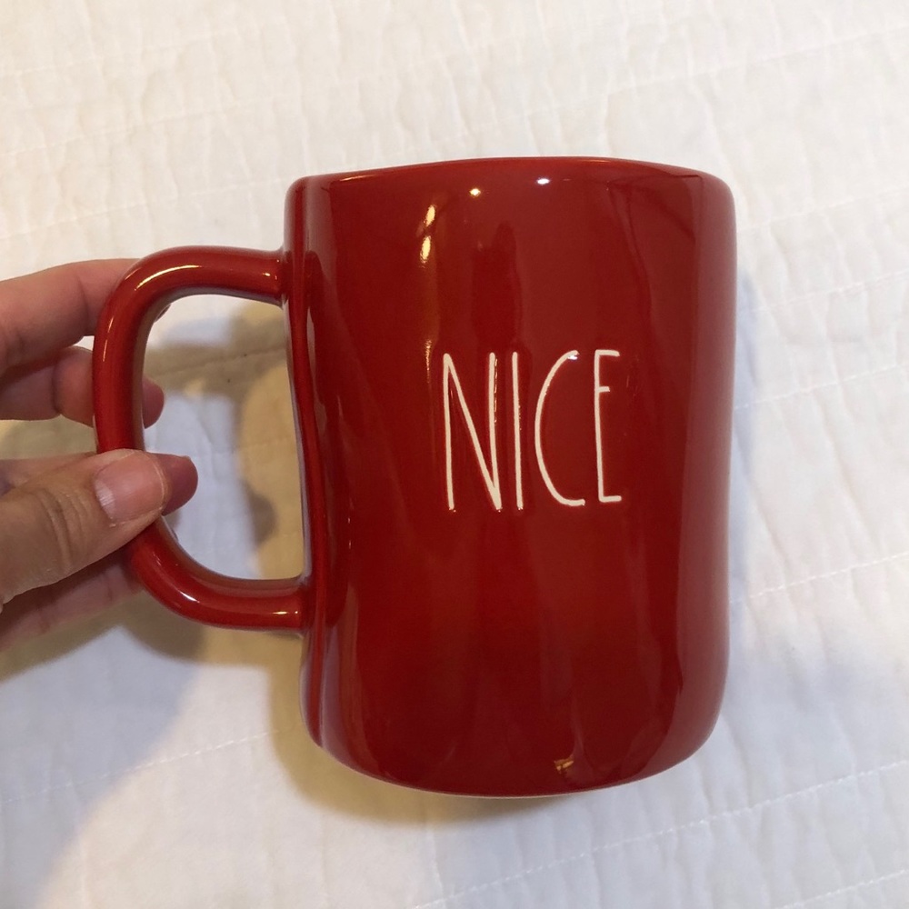 🆕NWT Rae Dunn 2 Mug Set—Red Nice & Naughty - Picture 6 of 7